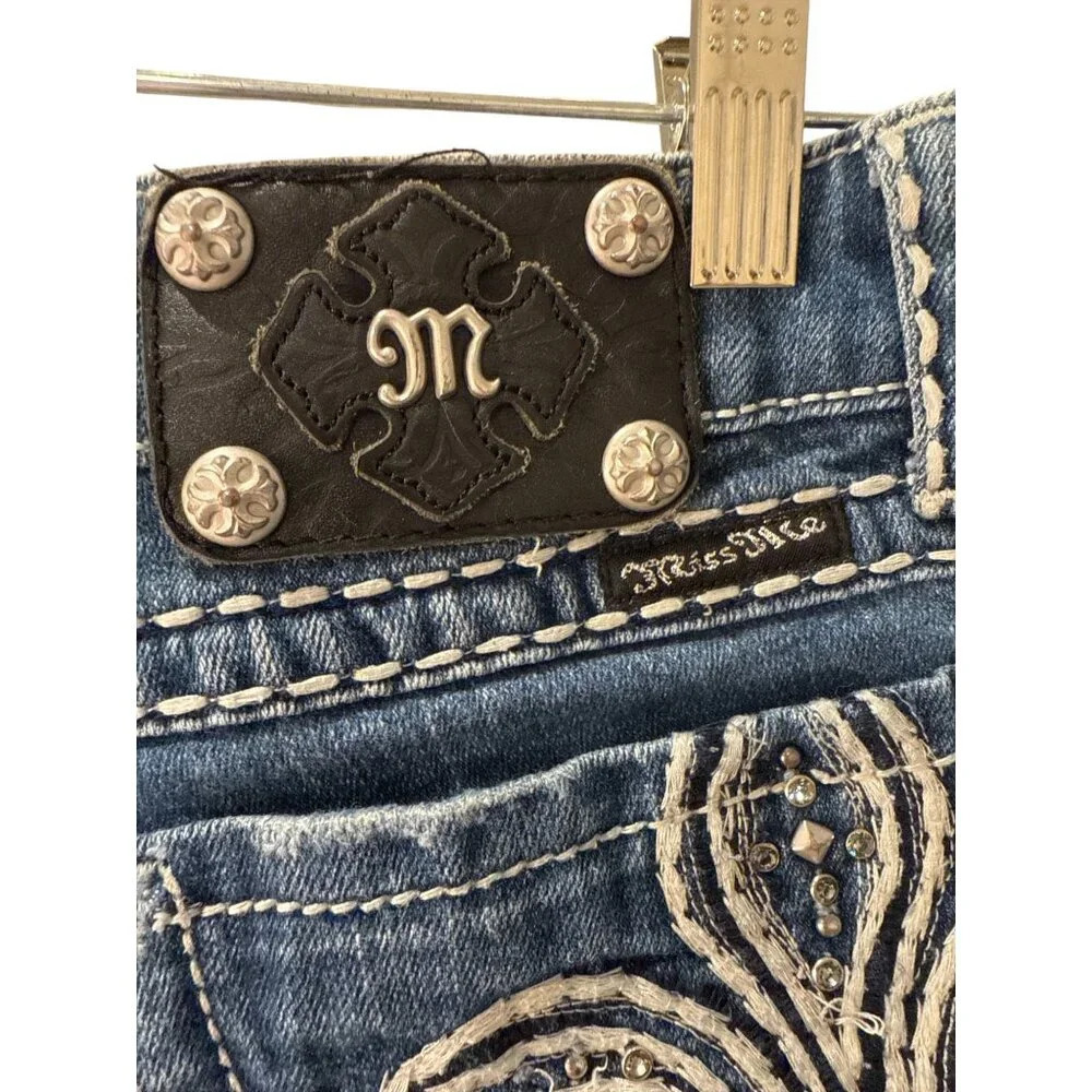 Miss Me Skinny Jeans Bedazzled Glam Fleur De Lis Jeans, Size 27.  Pre-Owned. - Picture 8 of 11